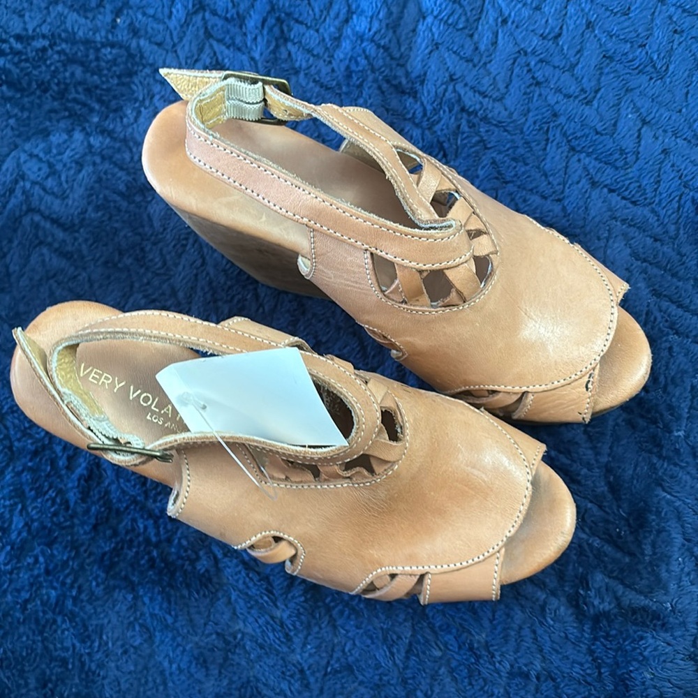 Tan heels